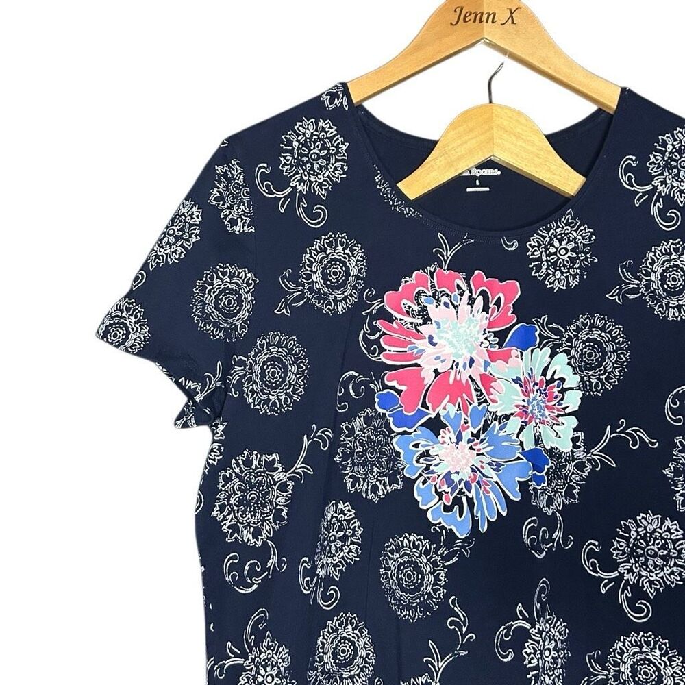 Kim Rogers Blue Short Sleeve Blouse Top Size L & Capri Shorts Size 16P 2 Piece - Picture 2 of 13